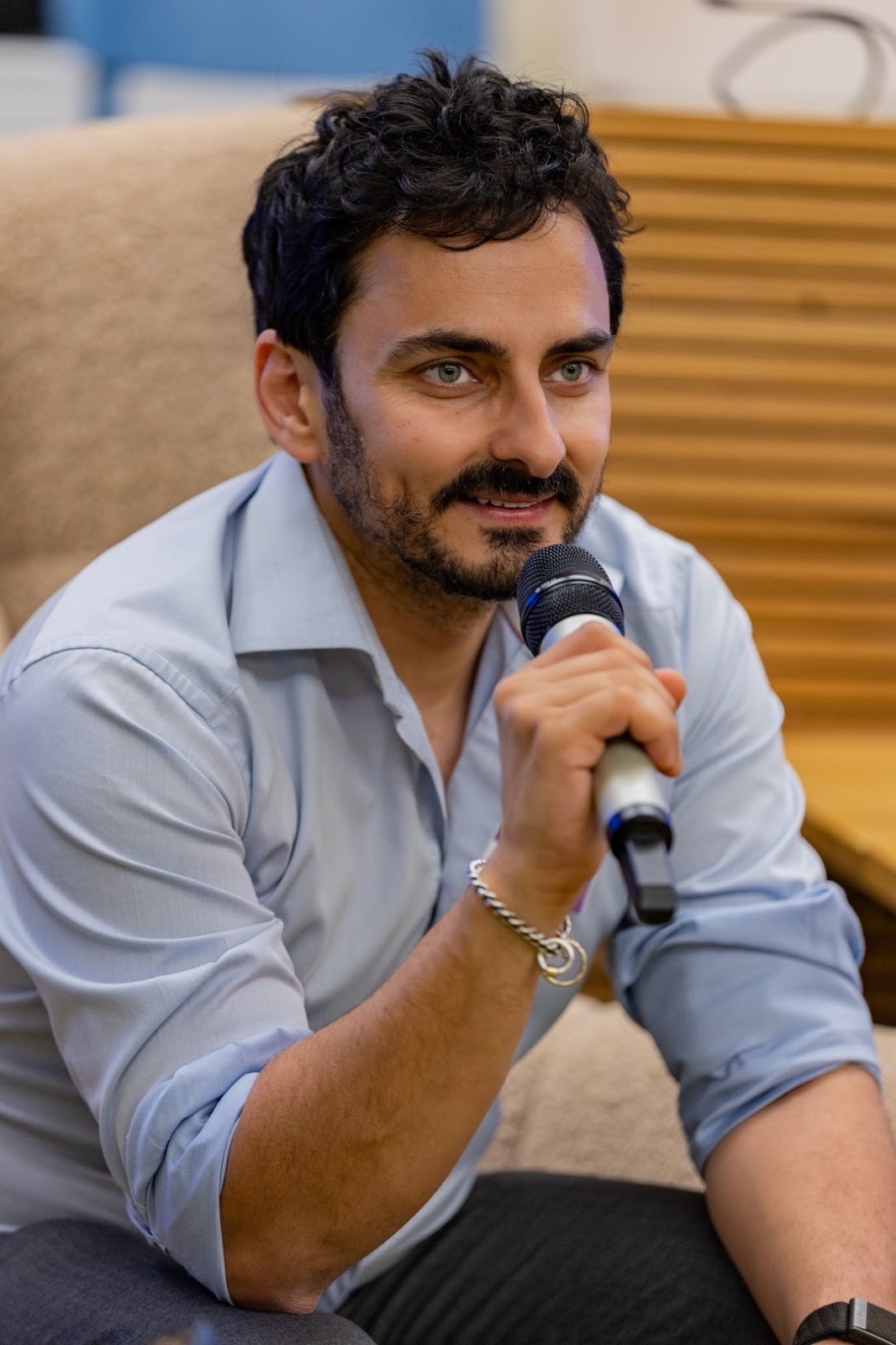 Adrien Naeem